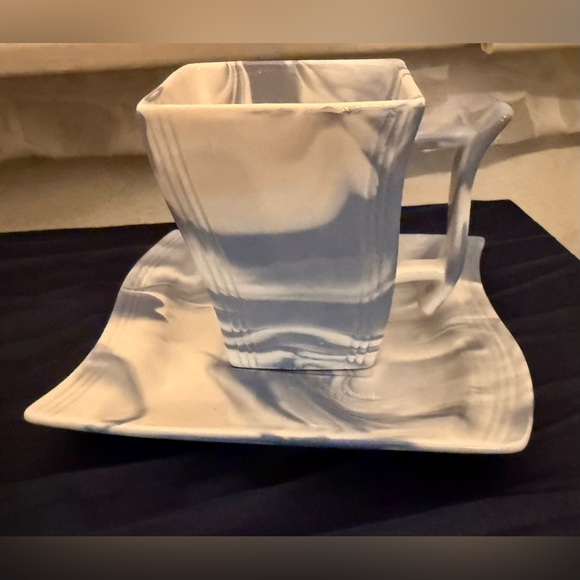 15 pcs Malacasa Porcelain Blue “Marble Wave” (6) Cups and (9) Saucers. 7.5oz - Picture 3 of 16